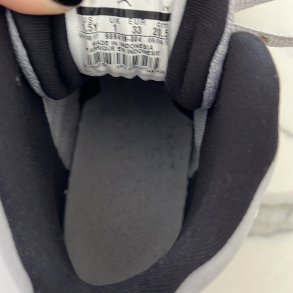 Worn once boys Nike Air Jordan jump man pro high top gray sneakers size 1.5 - Picture 7 of 7